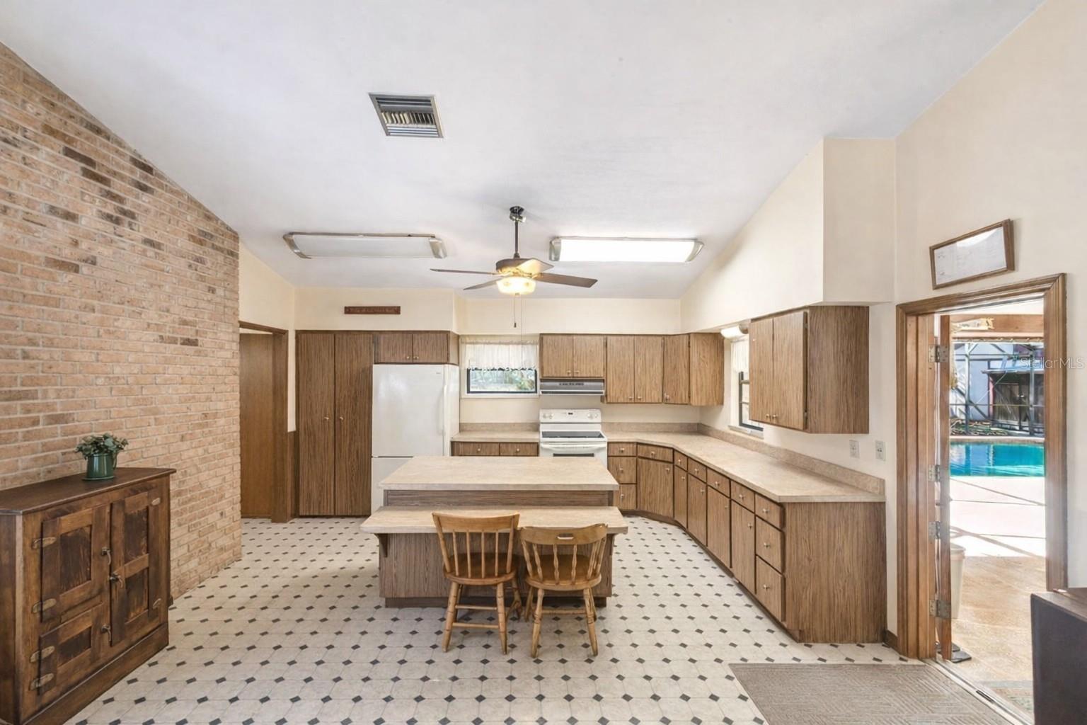 SHADY WOODS ESTATES - Residential