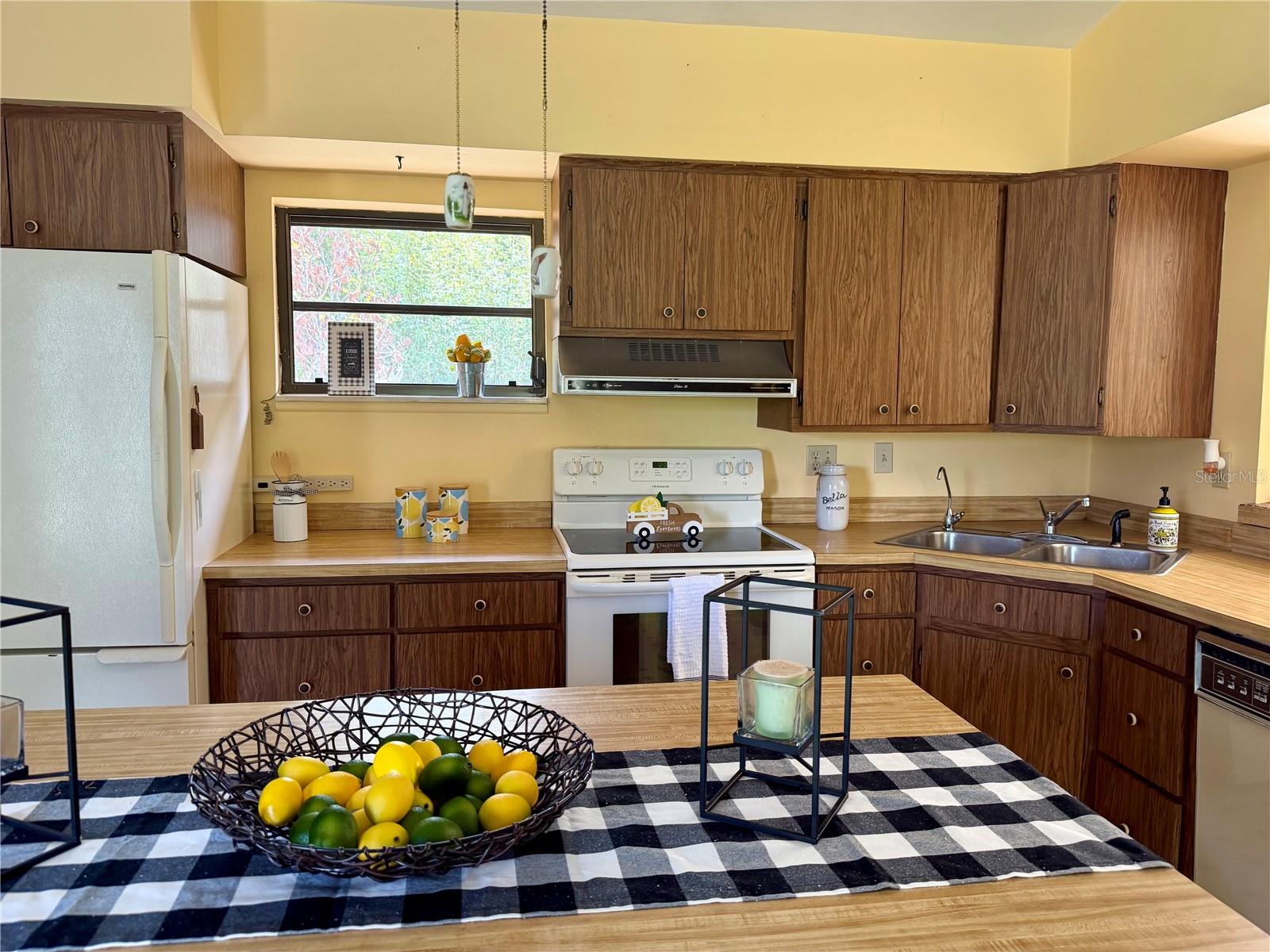 SHADY WOODS ESTATES - Residential