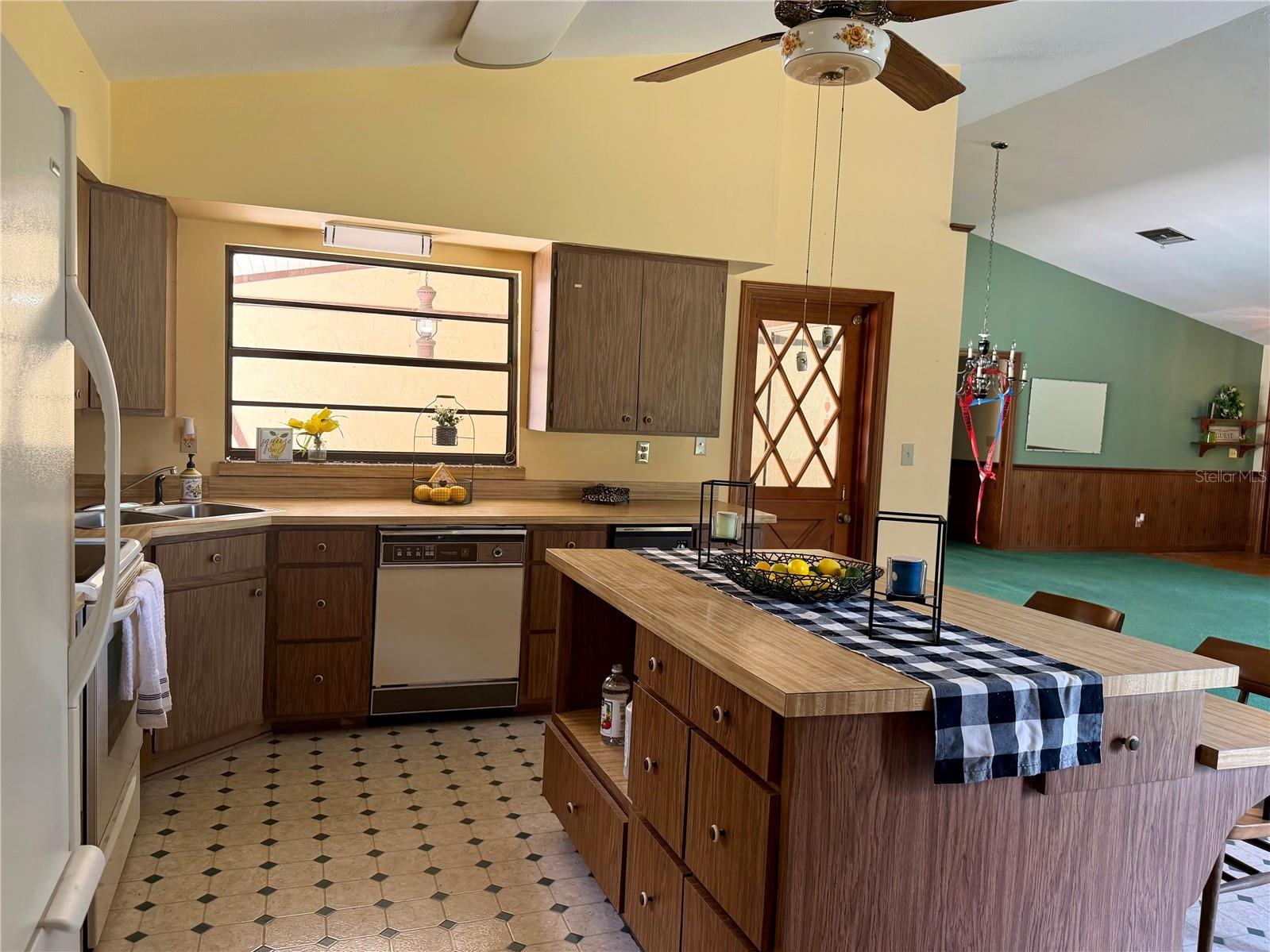 SHADY WOODS ESTATES - Residential