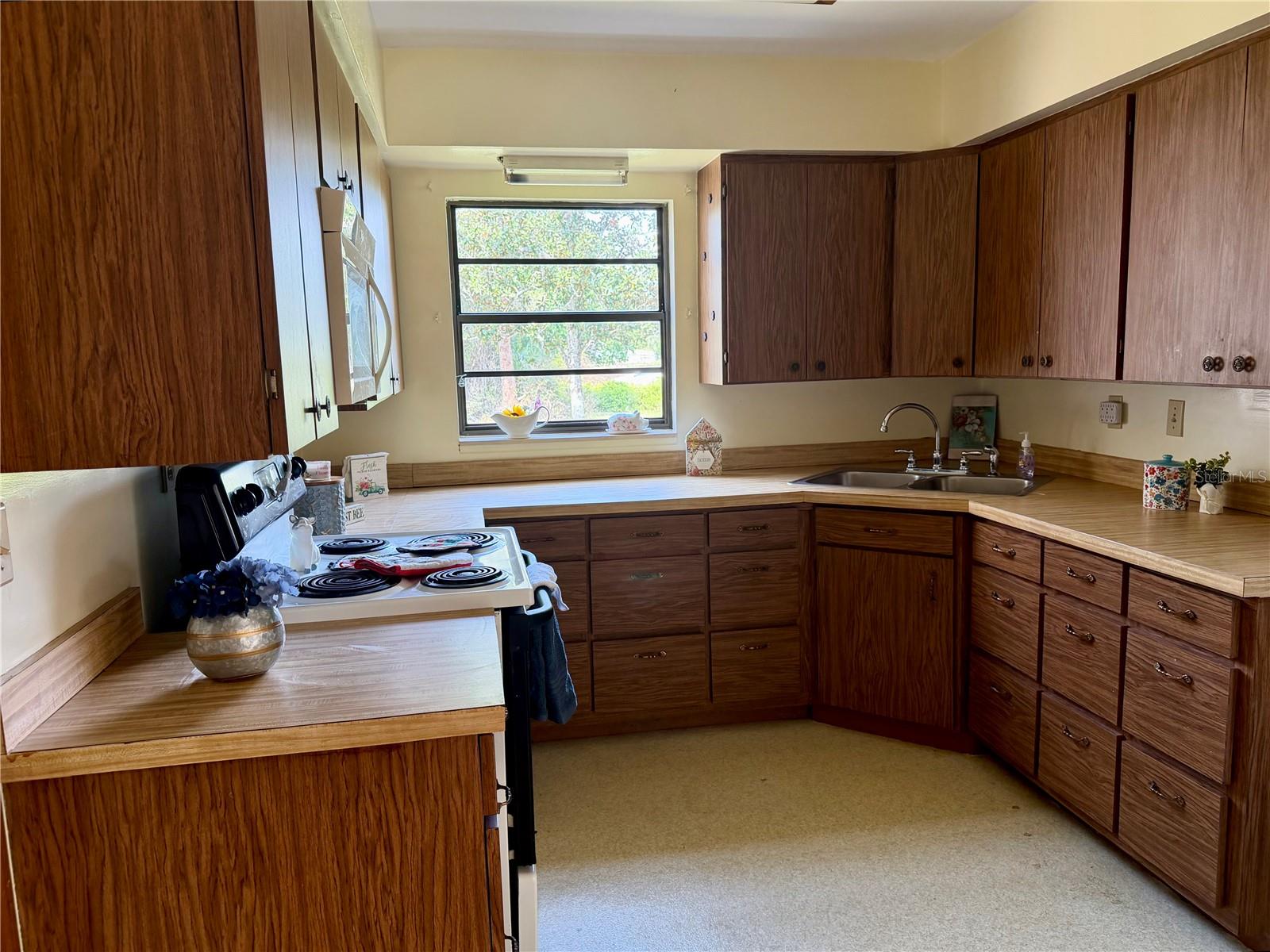 SHADY WOODS ESTATES - Residential