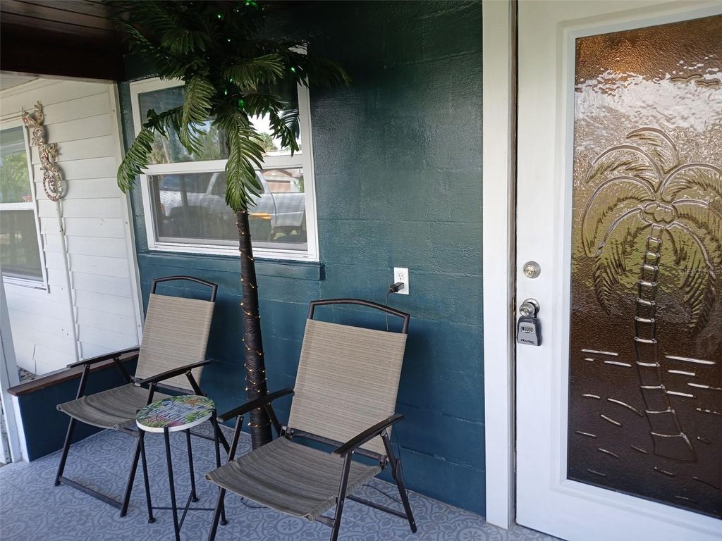 Photo of 2060 S Pine Street, Englewood, FL 34224 (MLS # N6140482)