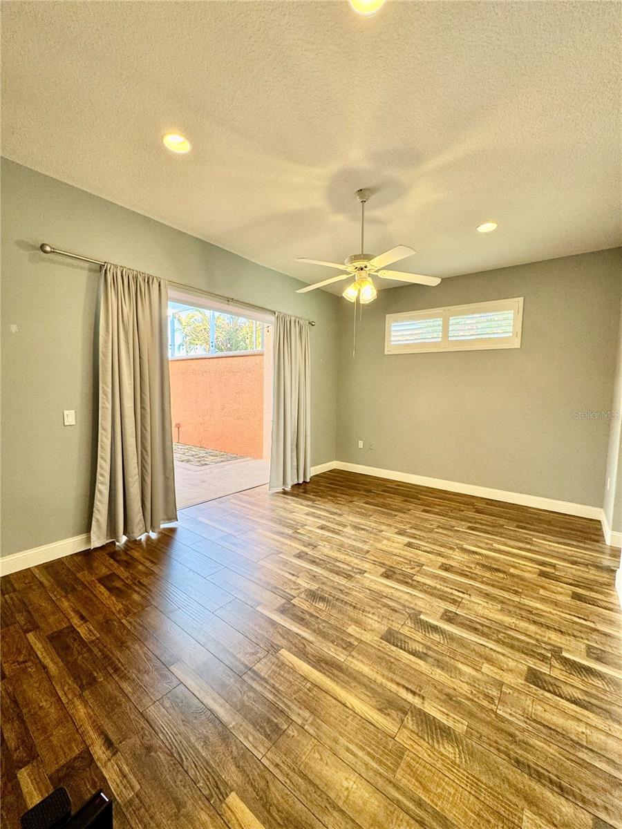 BAYPORT CONDOS - Residential