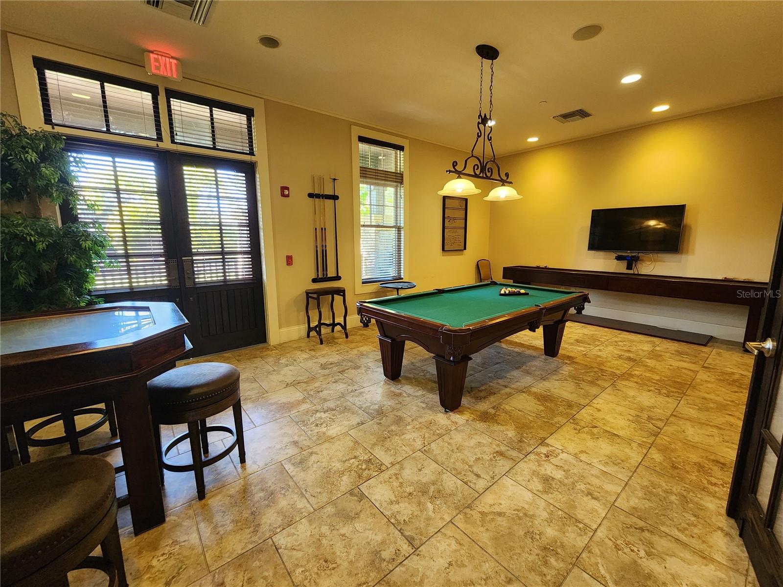 EAVES BEND AT ARTISAN LAKES - Residential Lease