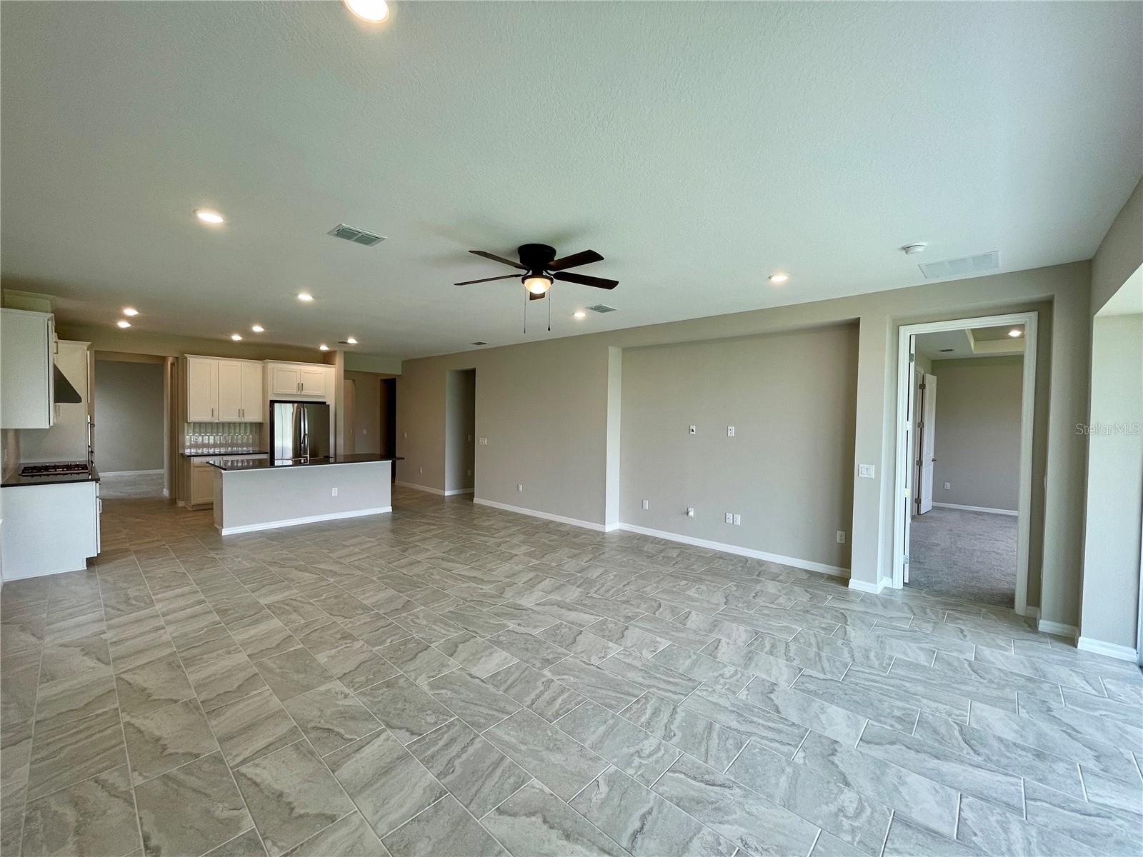 EAVES BEND AT ARTISAN LAKES - Residential Lease