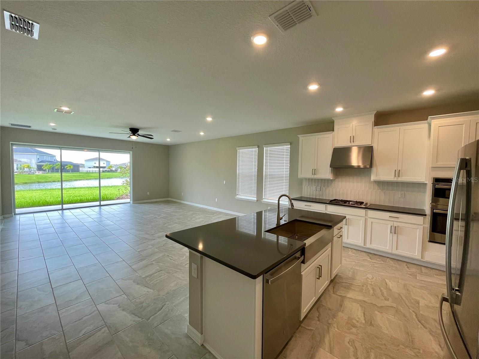 EAVES BEND AT ARTISAN LAKES - Residential Lease