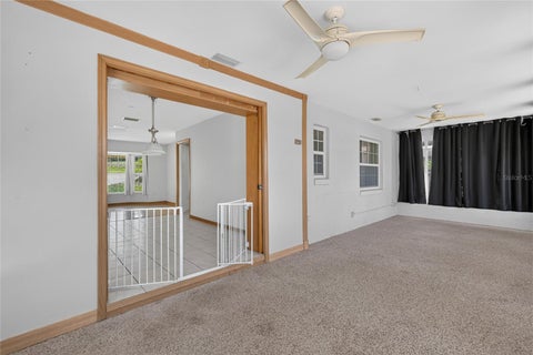 Tiny photo for 302 E Mirror Lake Drive, Fruitland Park, FL 34731 (MLS # G5114324)