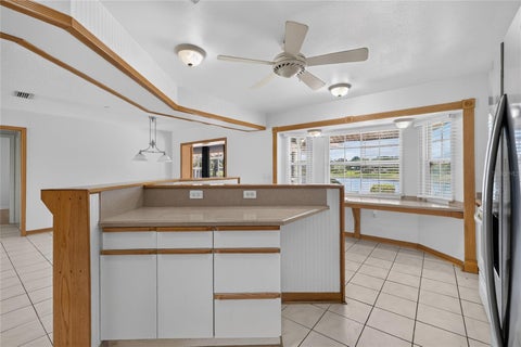 Tiny photo for 302 E Mirror Lake Drive, Fruitland Park, FL 34731 (MLS # G5114324)