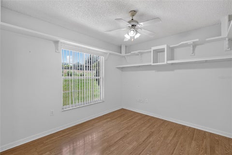 Tiny photo for 302 E Mirror Lake Drive, Fruitland Park, FL 34731 (MLS # G5114324)