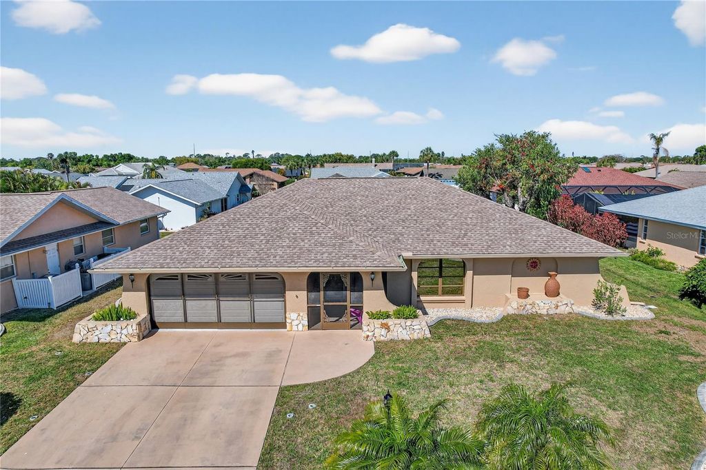 Photo of 5852 Lincoln Road, Venice, FL 34293 (MLS # N6143563)