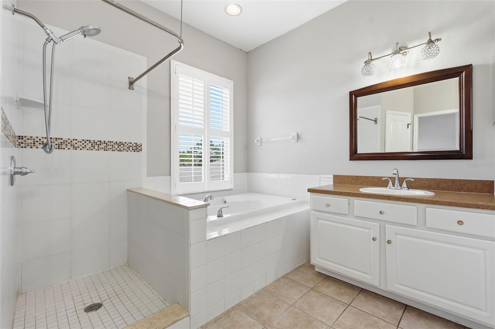 WESTCHASE - Residential