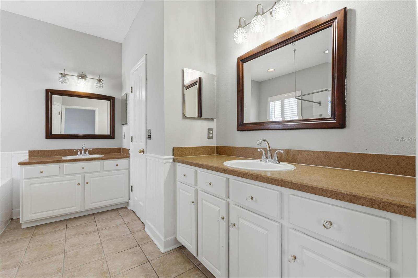 WESTCHASE - Residential