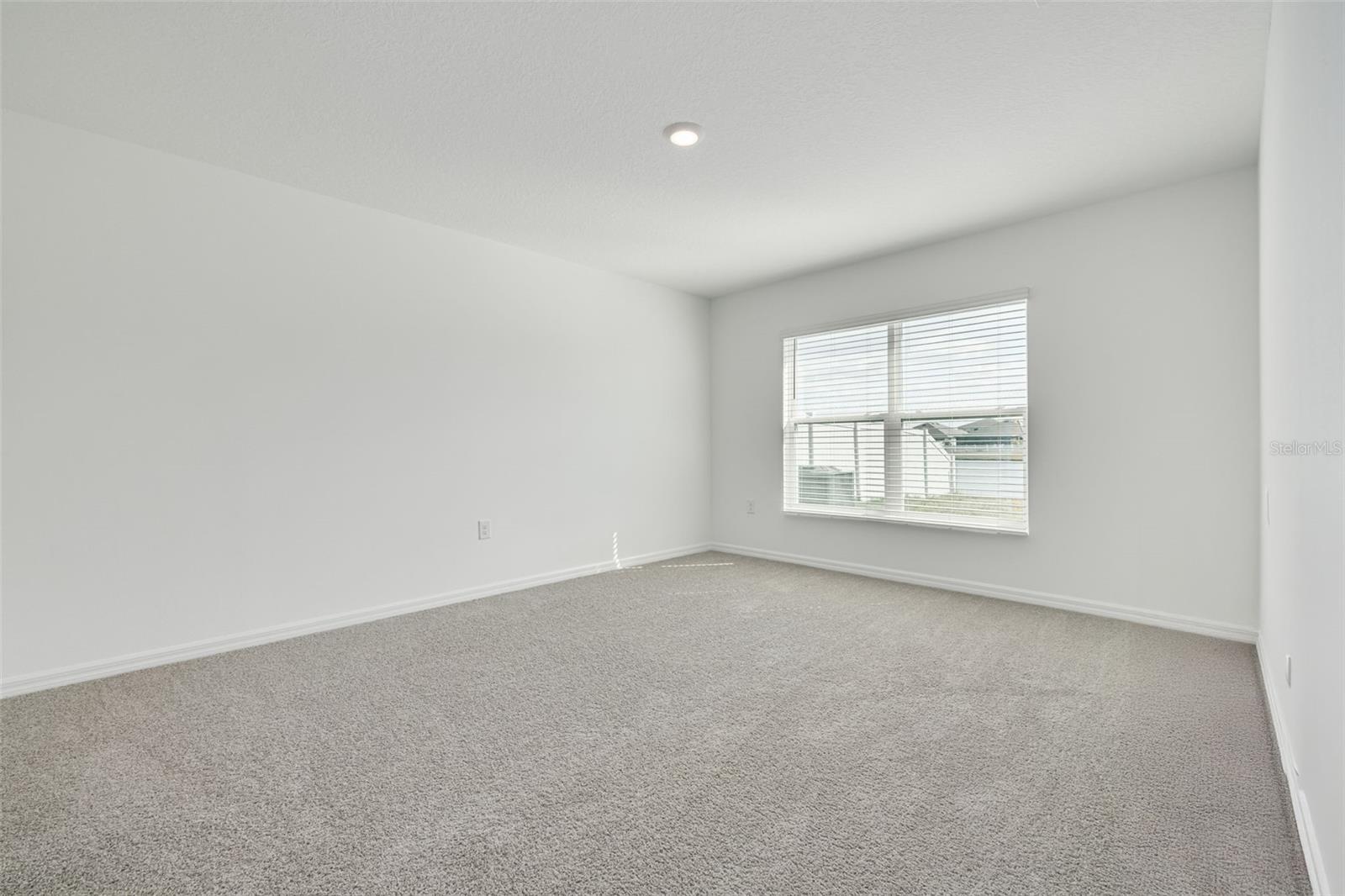 BROOKSIDE ESTATES - Residential Lease