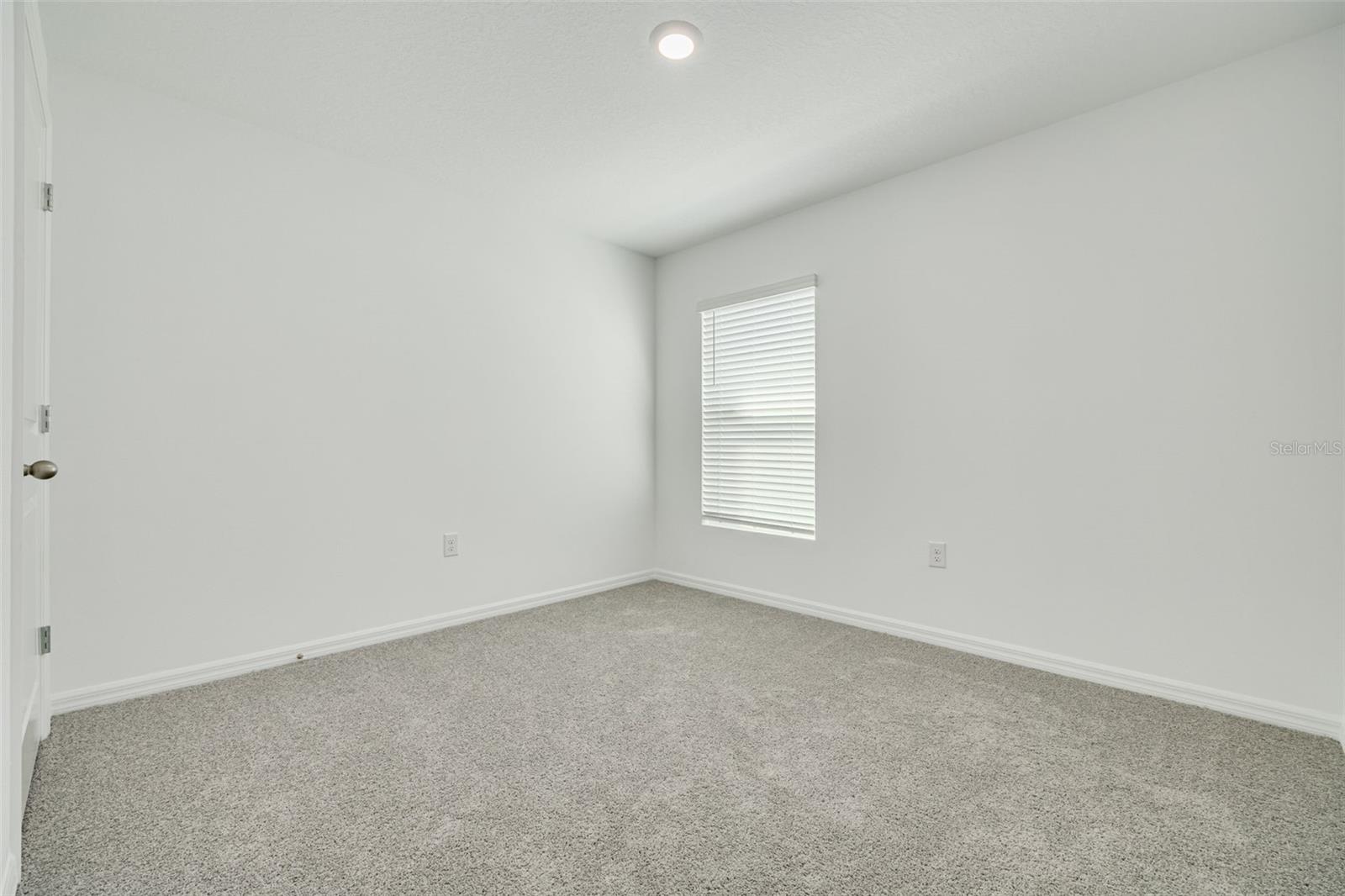 BROOKSIDE ESTATES - Residential Lease