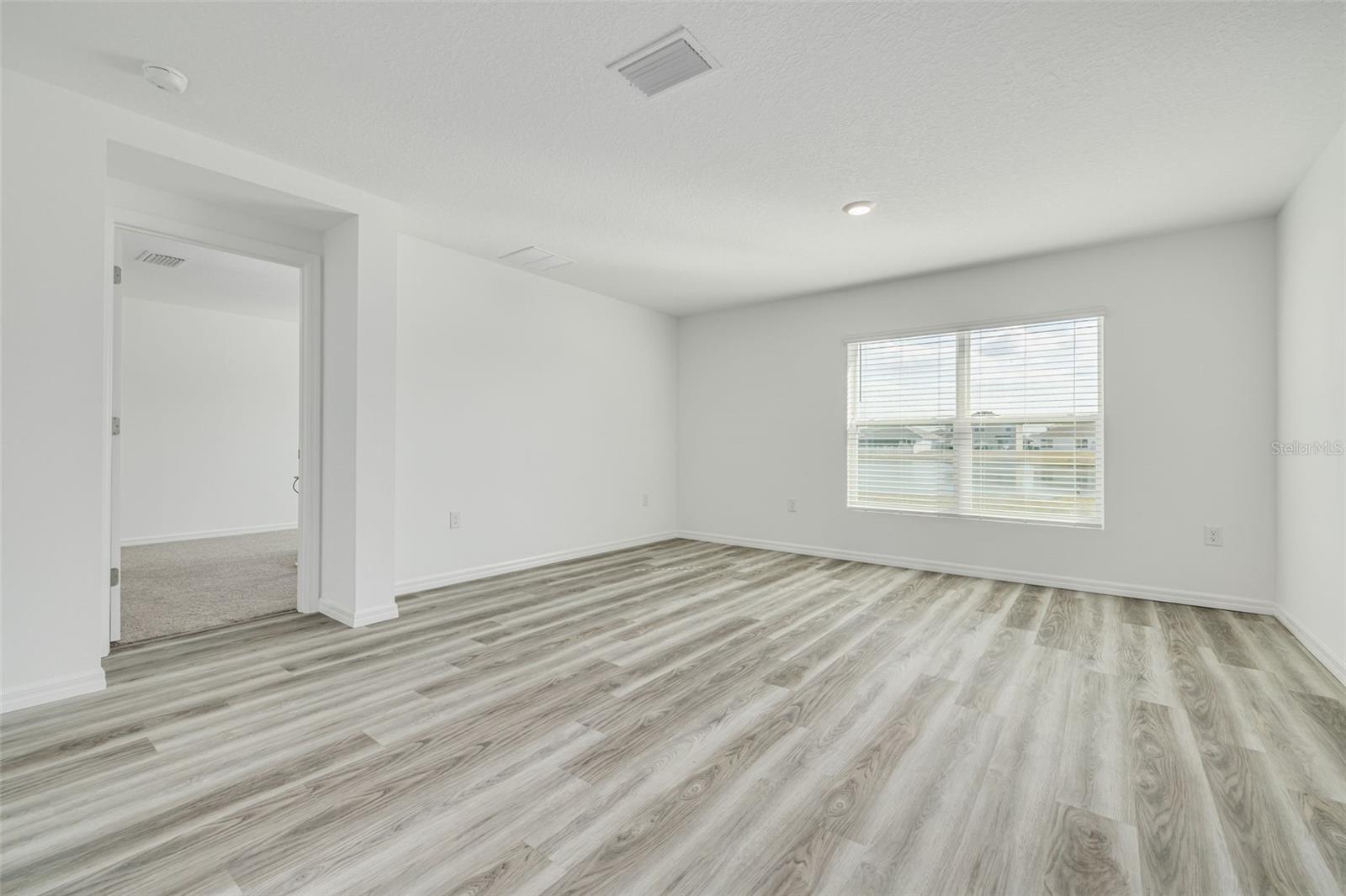 BROOKSIDE ESTATES - Residential Lease