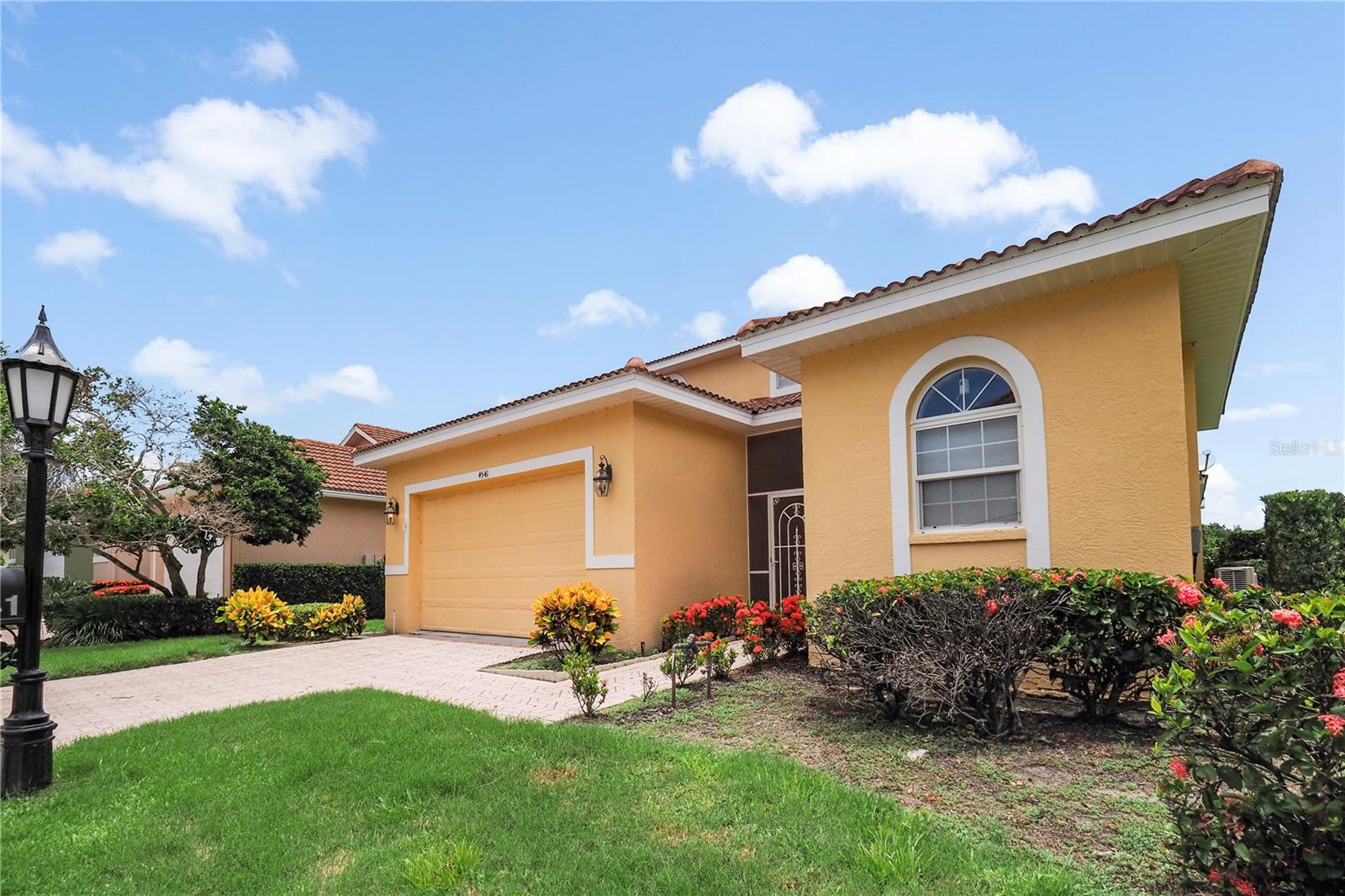 4541 MURCIA BOULEVARD 11