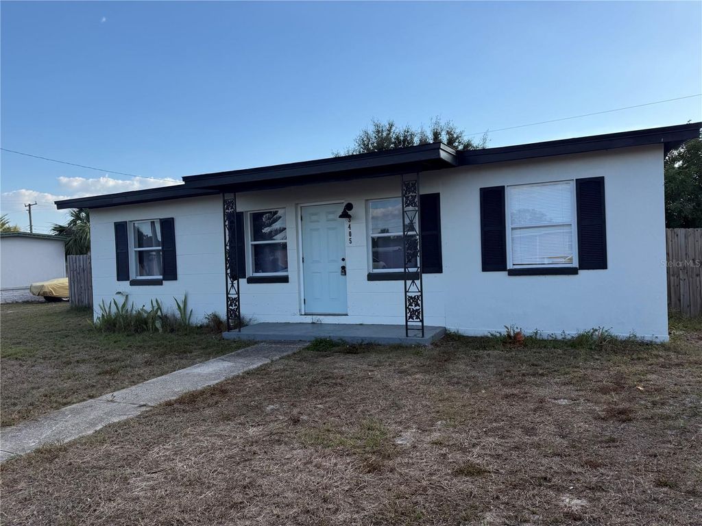 Photo of 3405 Lucerne Terrace, Port Charlotte, FL 33952 (MLS # C7521661)