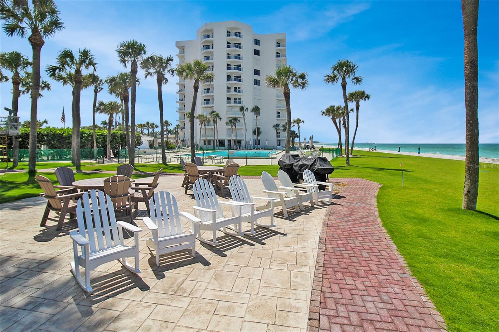 PRIVATEER NORTH - Residential Lease