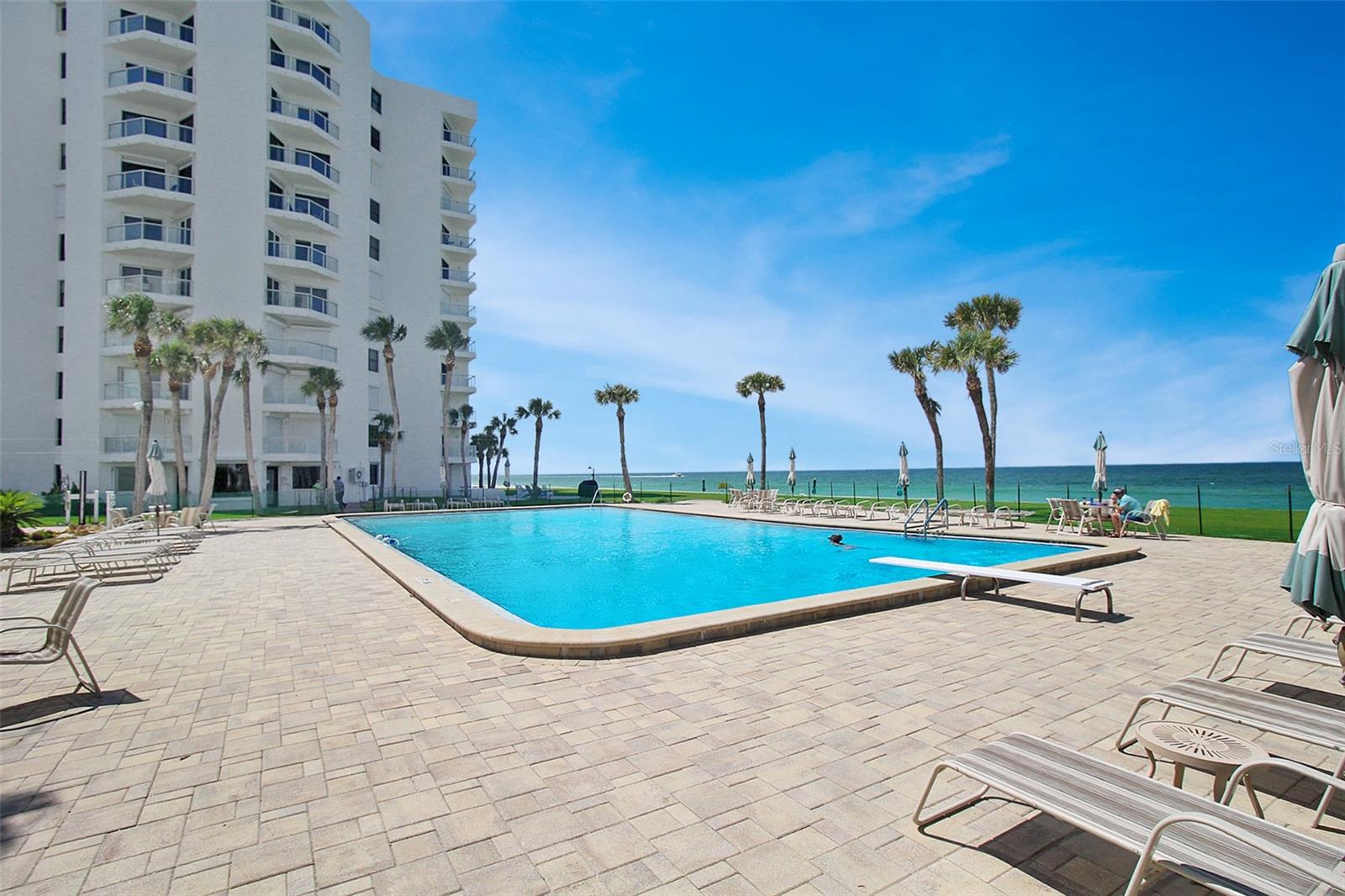 PRIVATEER NORTH - Residential Lease