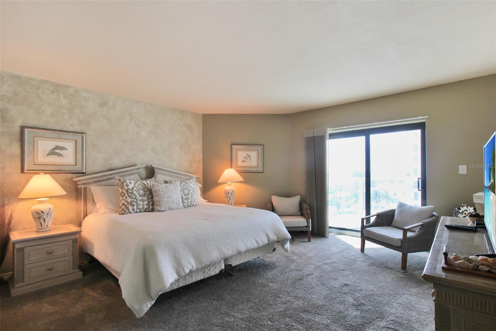 PRIVATEER NORTH - Residential Lease