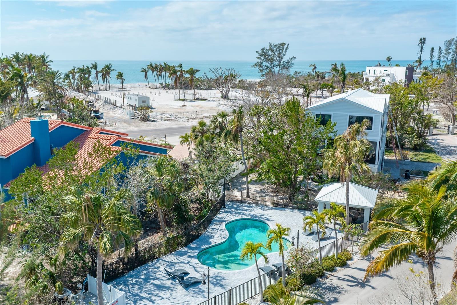 LAGUNA YACHT VILLAGE - Land