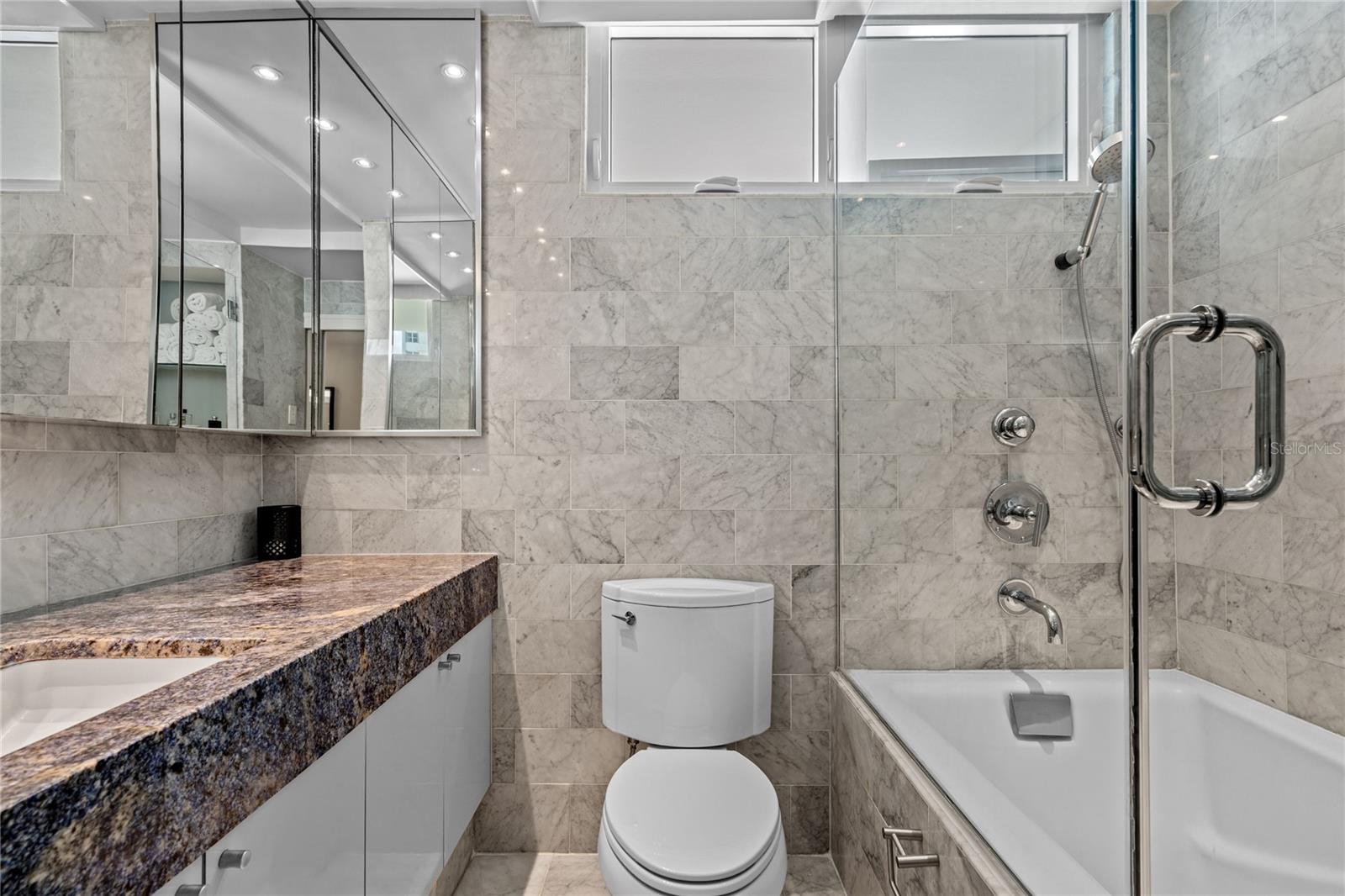 ASHFORD PARK - Residential