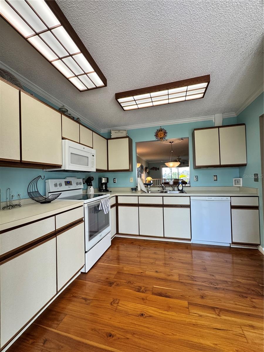 FLAMINGO CAY CONDO APTS AMD - Residential Lease