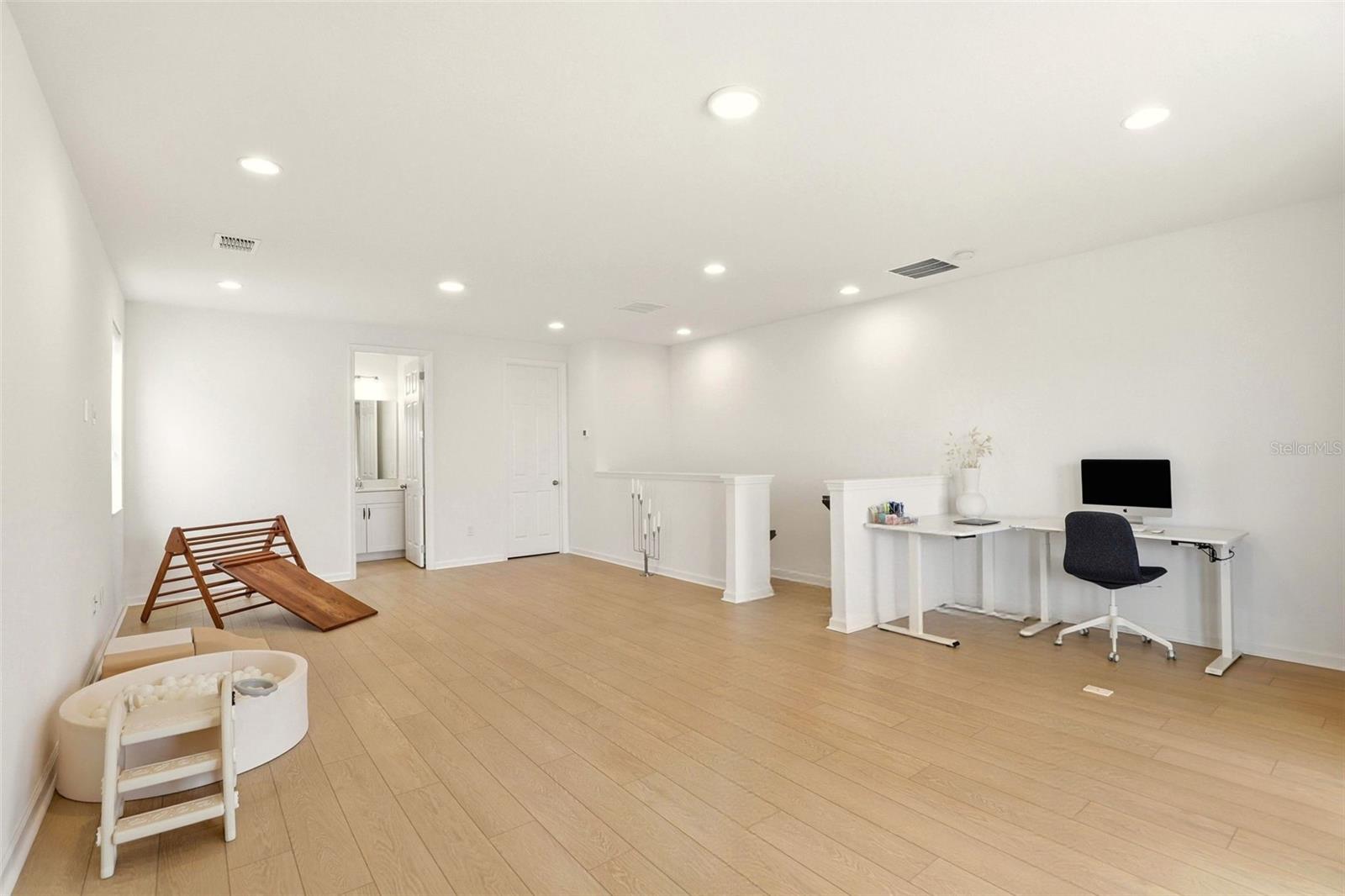 TILDEN PLACE/WINTER GARDEN - Residential