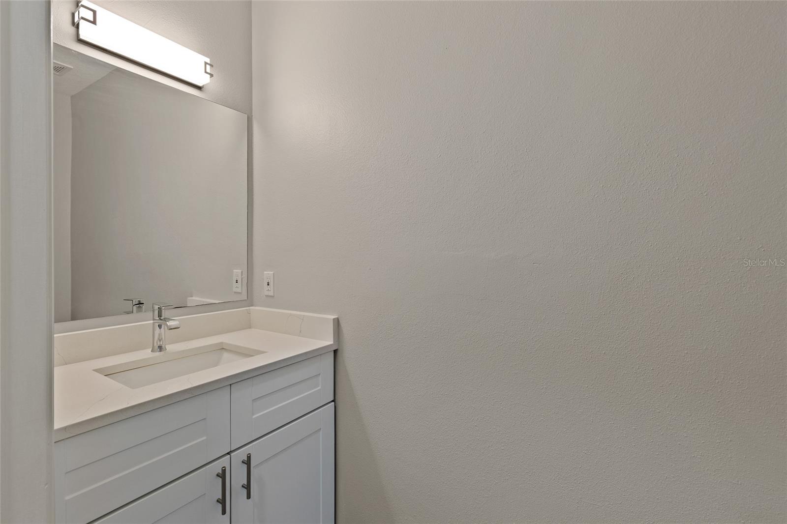 LAS PALMAS TWNHMS - Residential