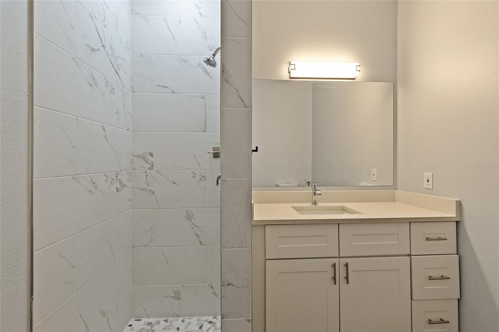 LAS PALMAS TWNHMS - Residential