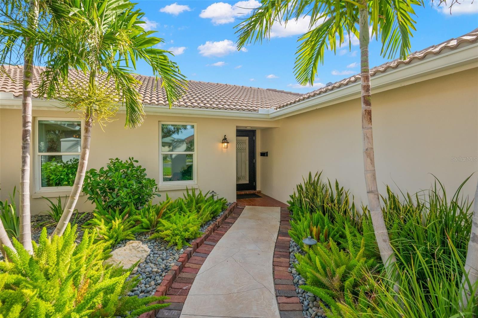 VENETIAN ISLES - Residential
