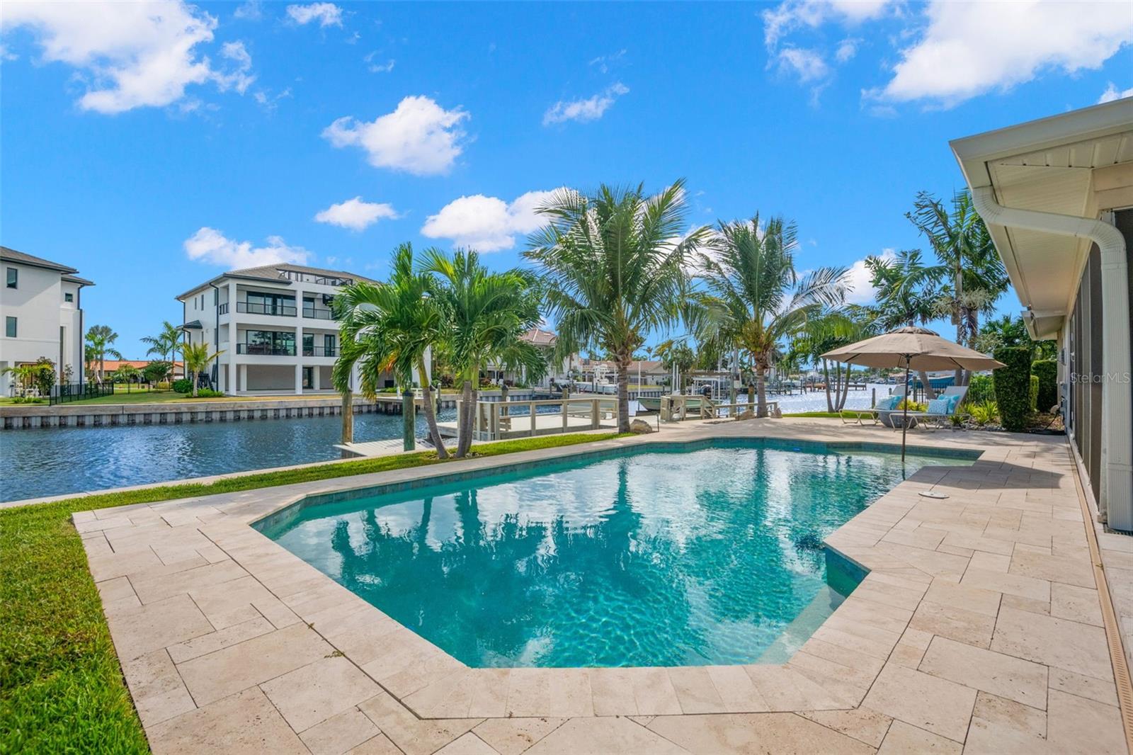 VENETIAN ISLES - Residential