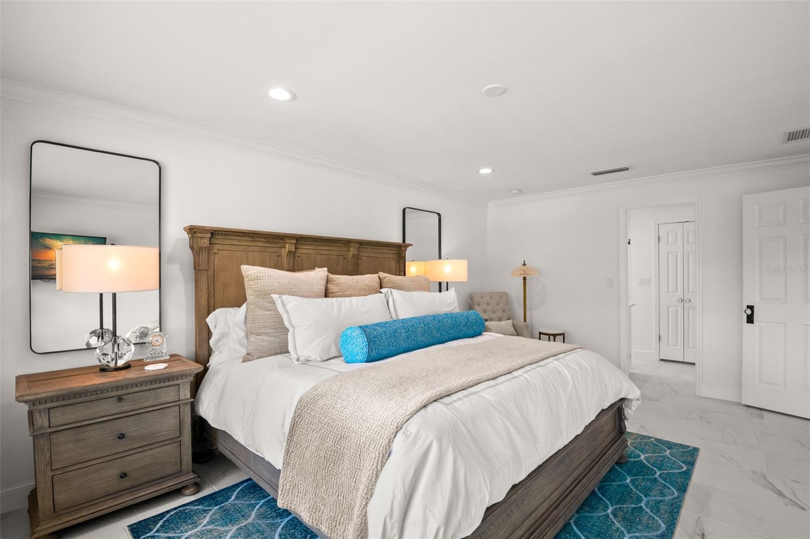 VENETIAN ISLES - Residential