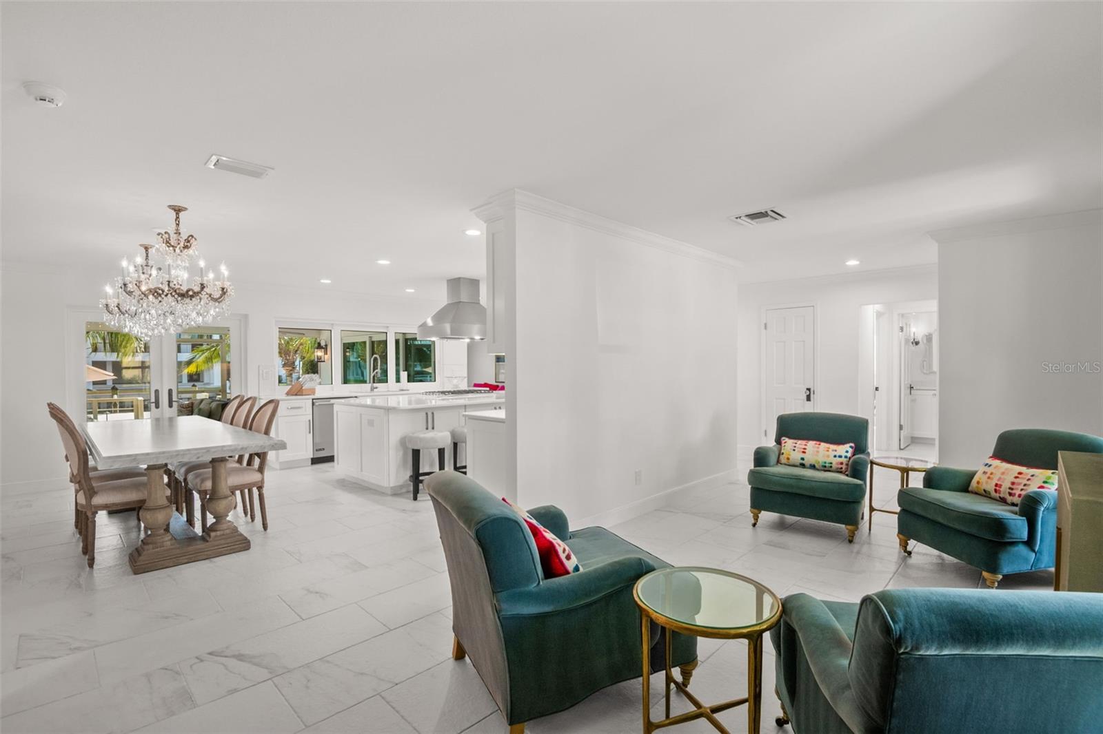 VENETIAN ISLES - Residential