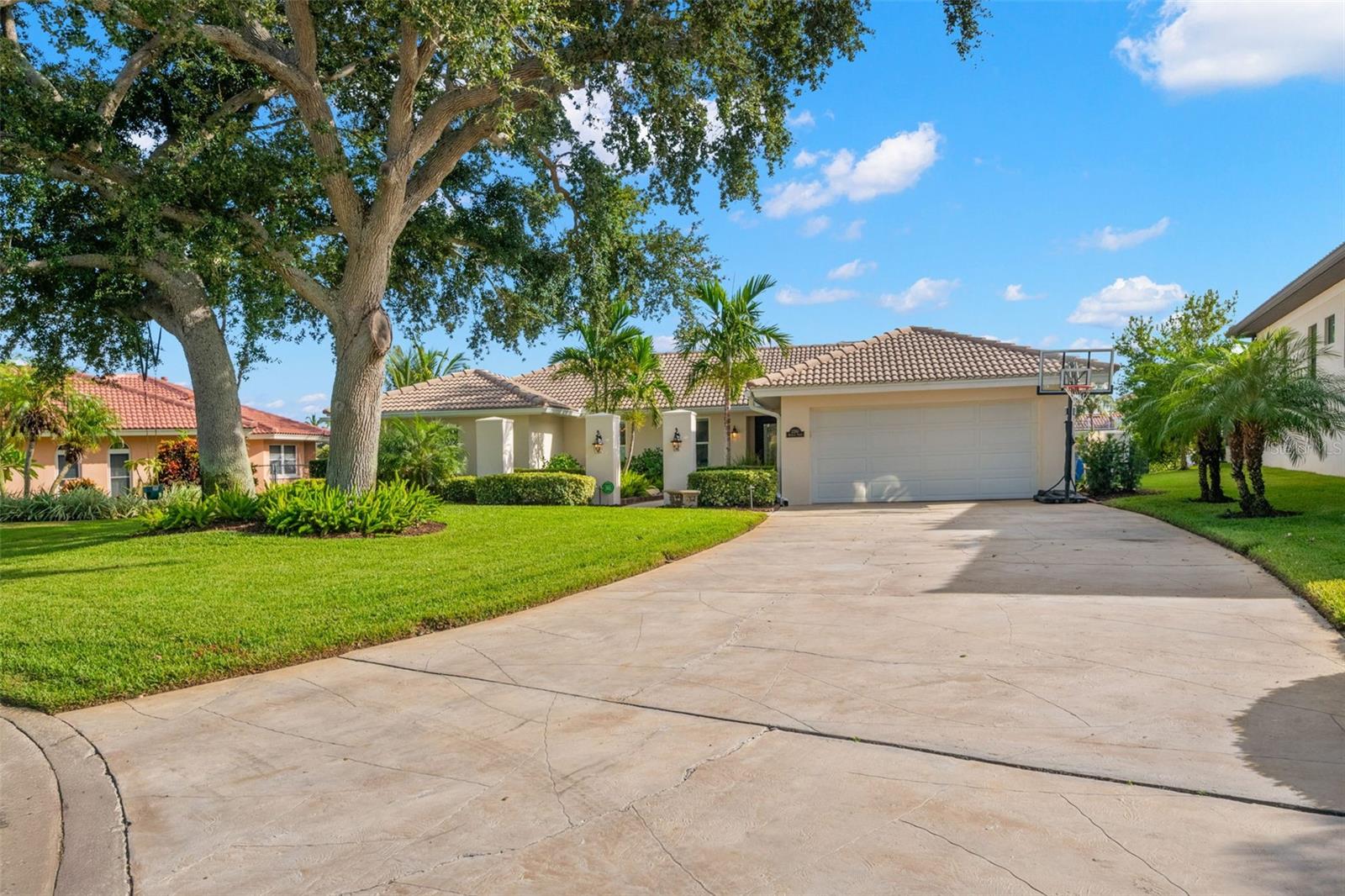 VENETIAN ISLES - Residential