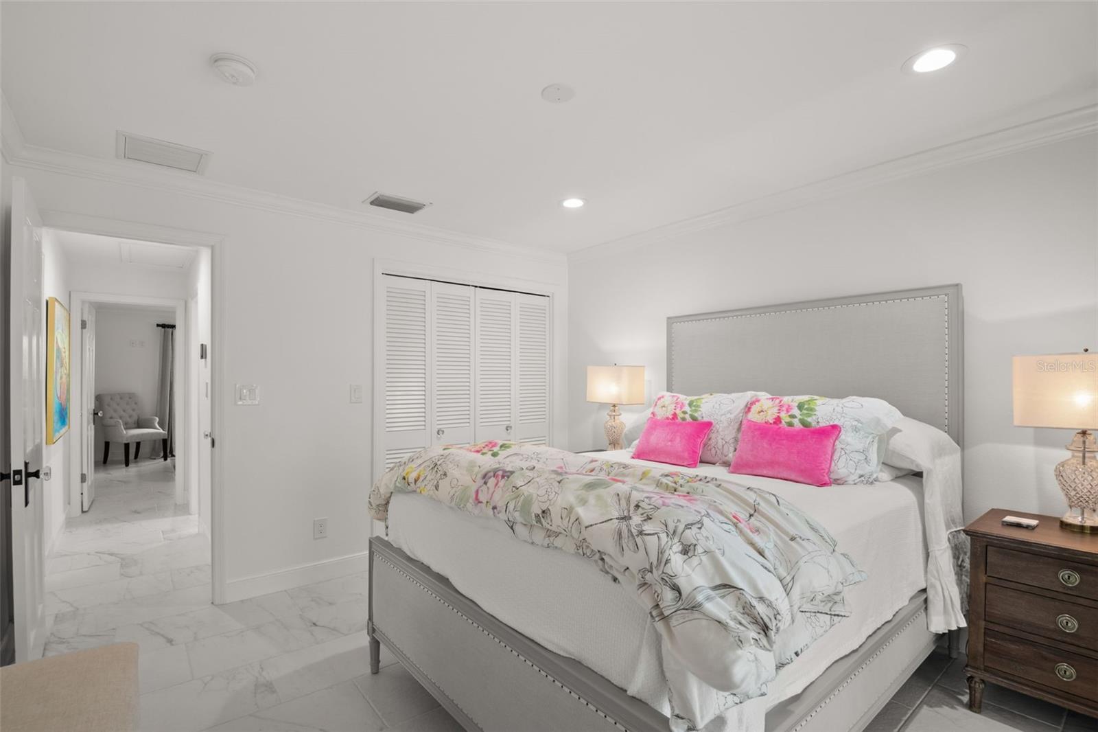 VENETIAN ISLES - Residential