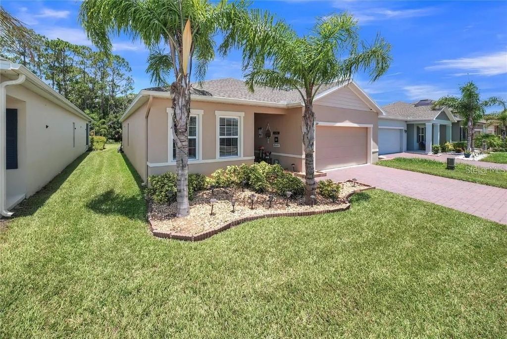 Photo of 289 Siesta Vista Court, Davenport, FL 33896 (MLS # S5149497)