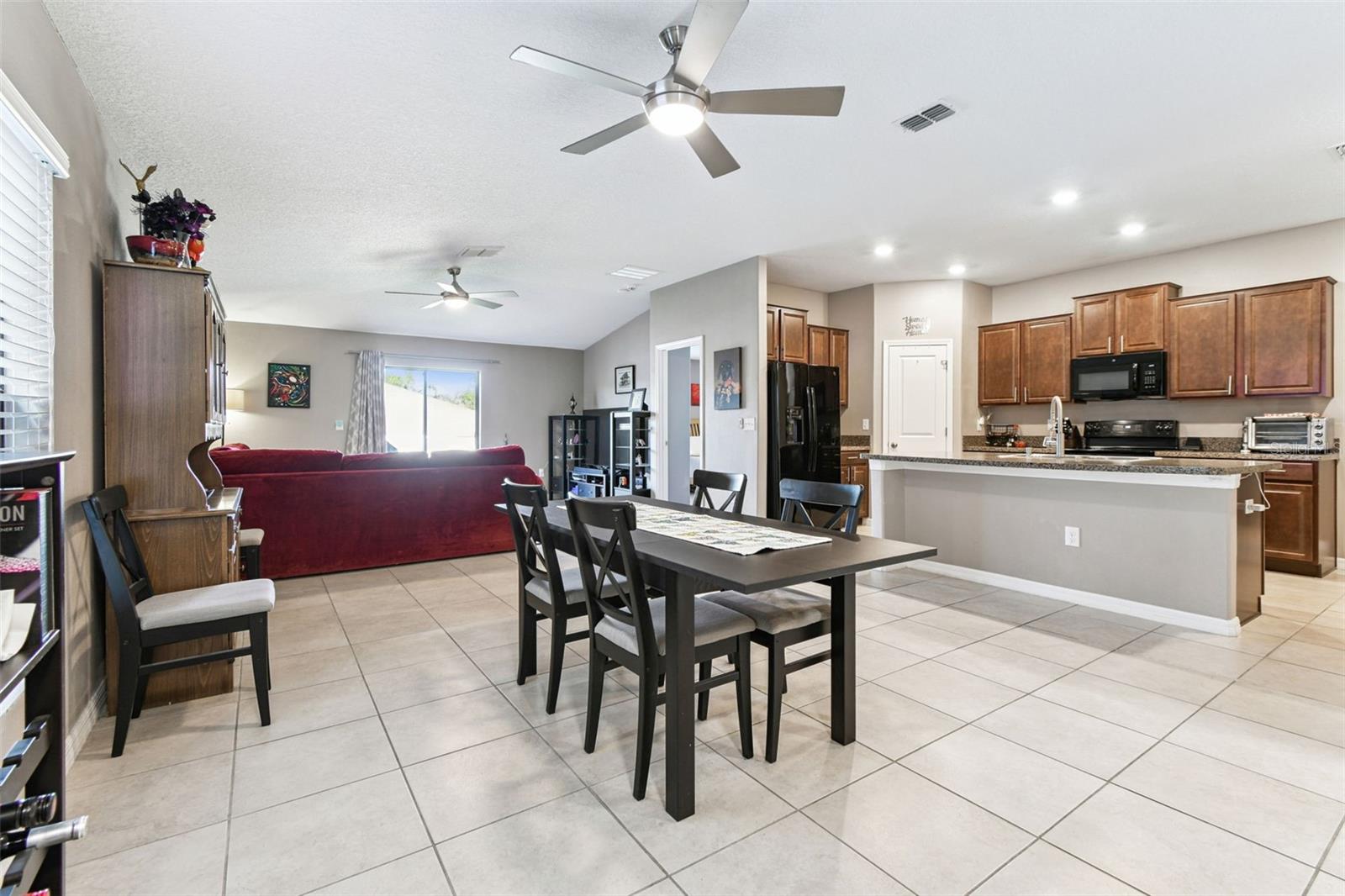 TWIN CREEKS PH 1 & 2 - Residential
