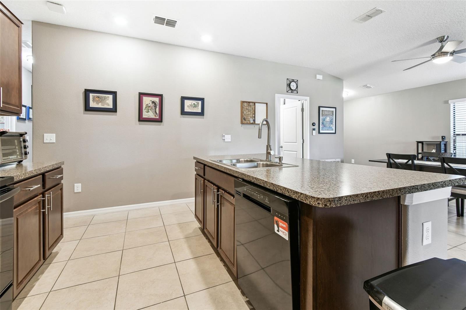TWIN CREEKS PH 1 & 2 - Residential