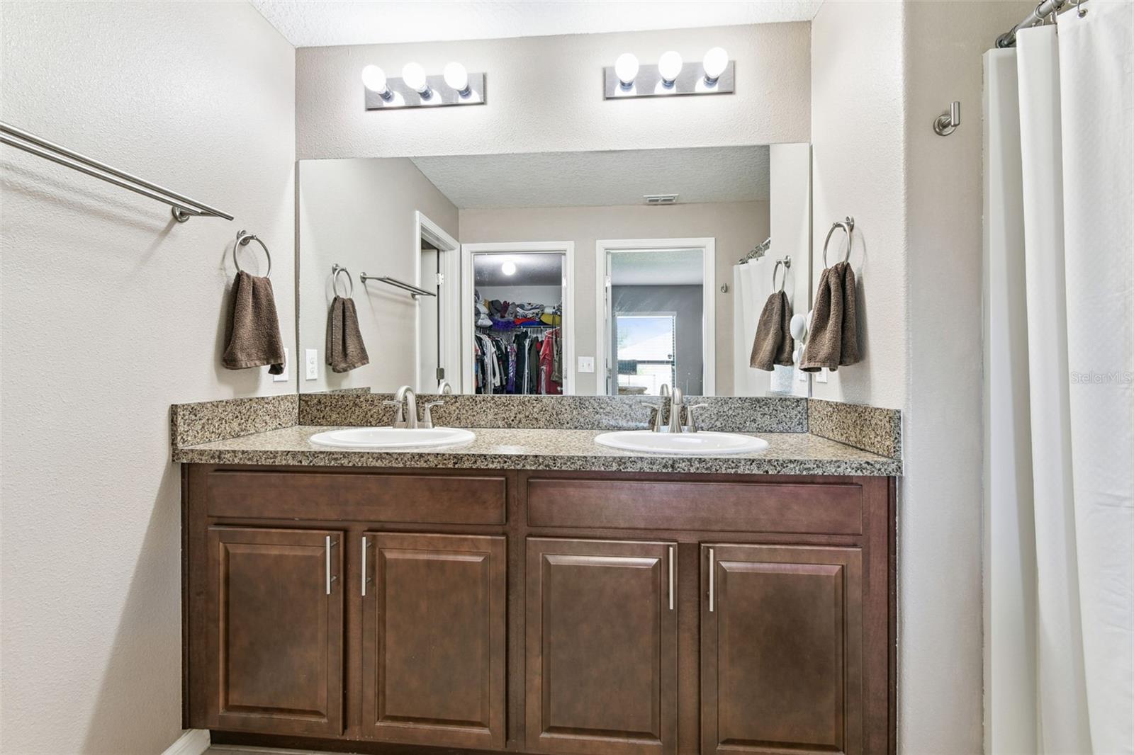 TWIN CREEKS PH 1 & 2 - Residential