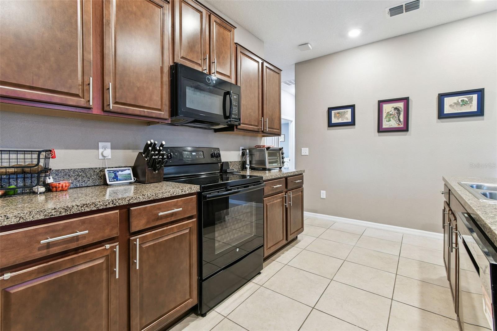 TWIN CREEKS PH 1 & 2 - Residential