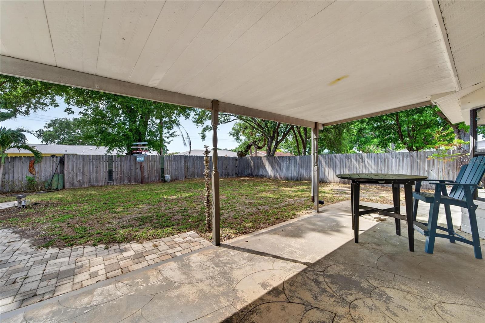 SHERYL MANOR - Residential