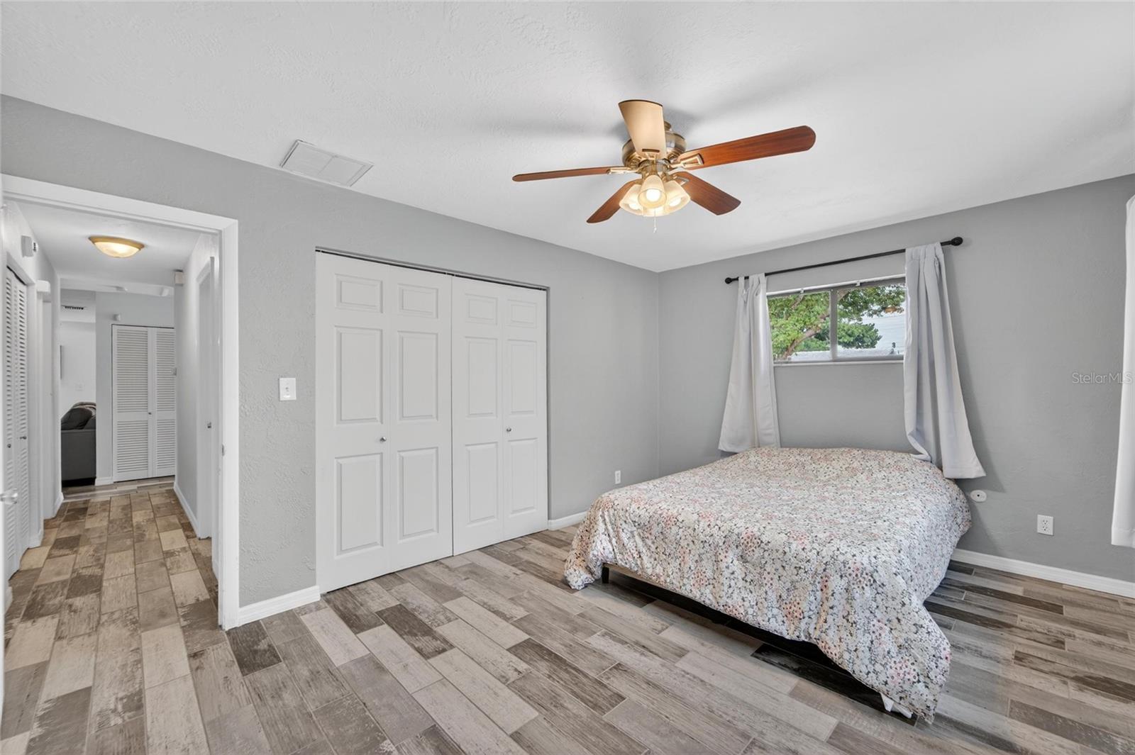 SHERYL MANOR - Residential