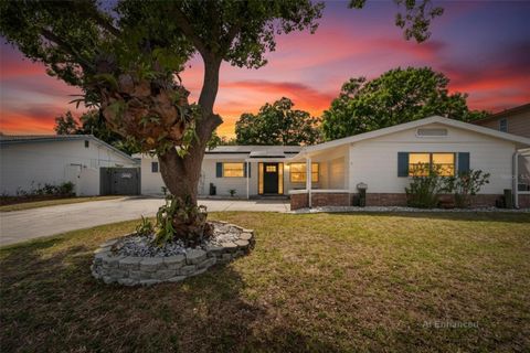 Photo of 2842 61st Lane N, St Petersburg, FL 33710 (MLS # TB8499446)