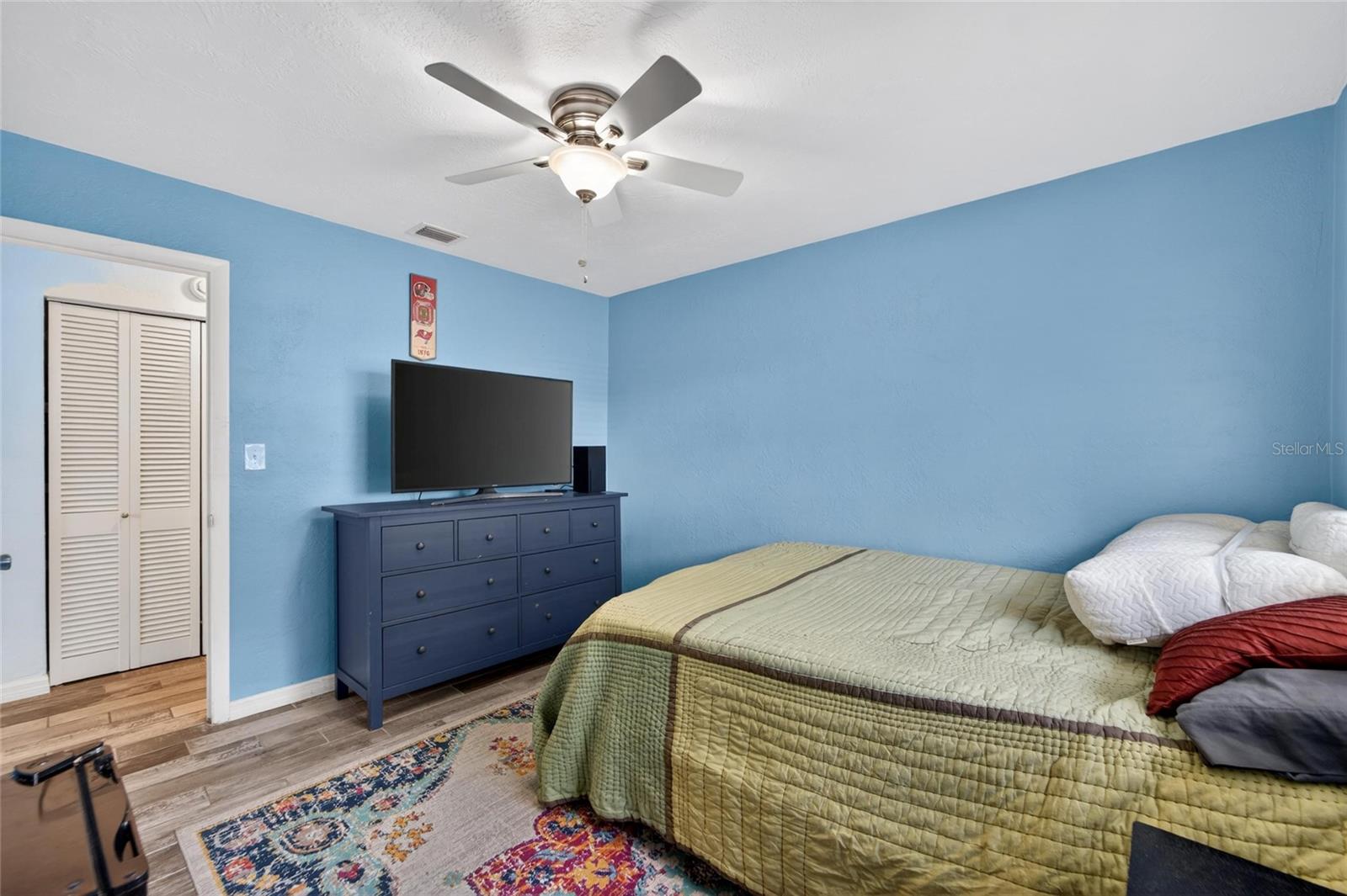 SHERYL MANOR - Residential