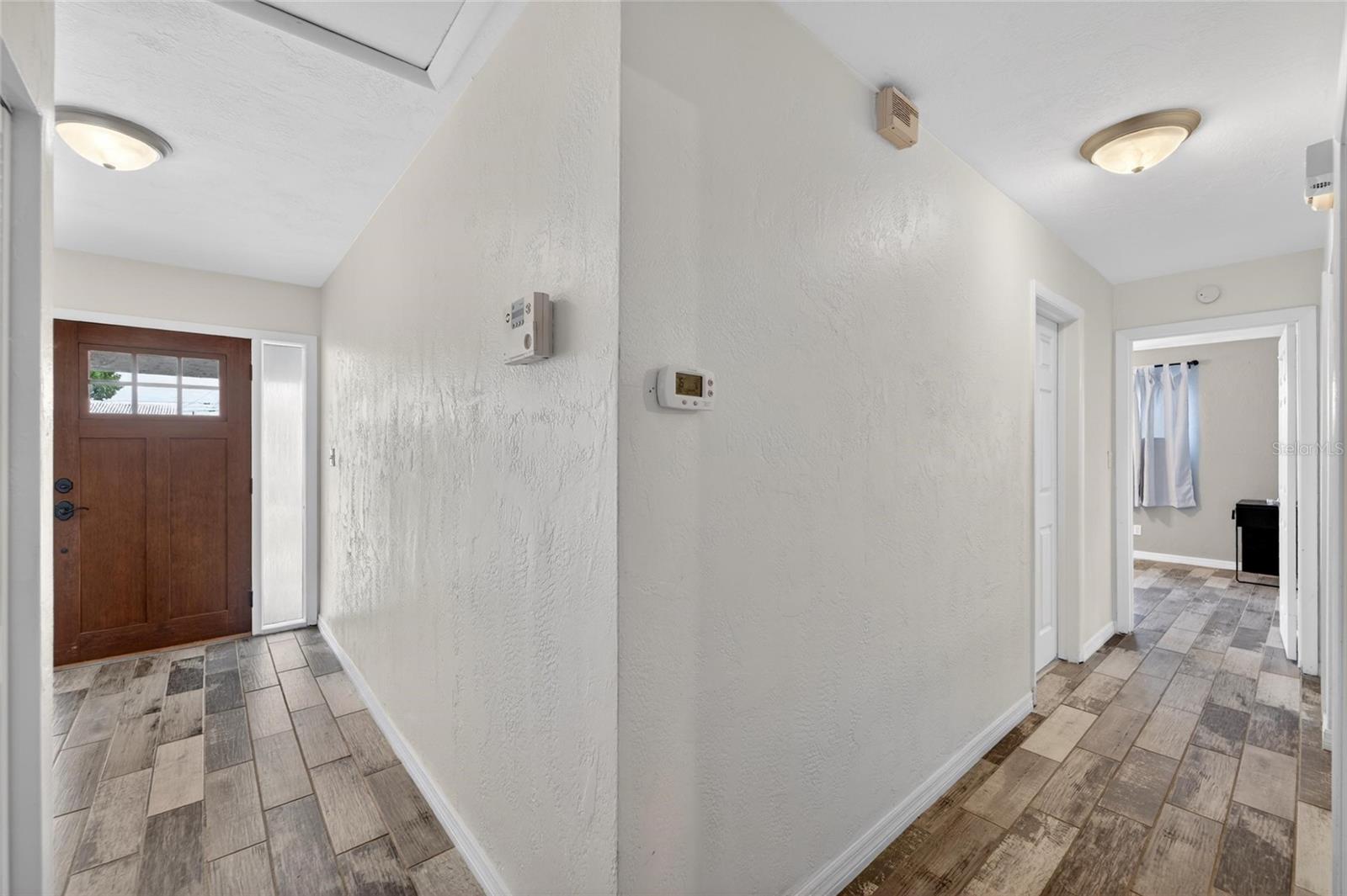 SHERYL MANOR - Residential