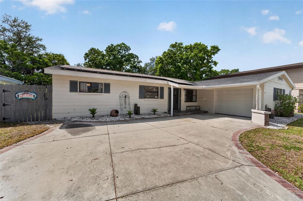 Photo of 2842 61st Lane N, St Petersburg, FL 33710 (MLS # TB8499446)