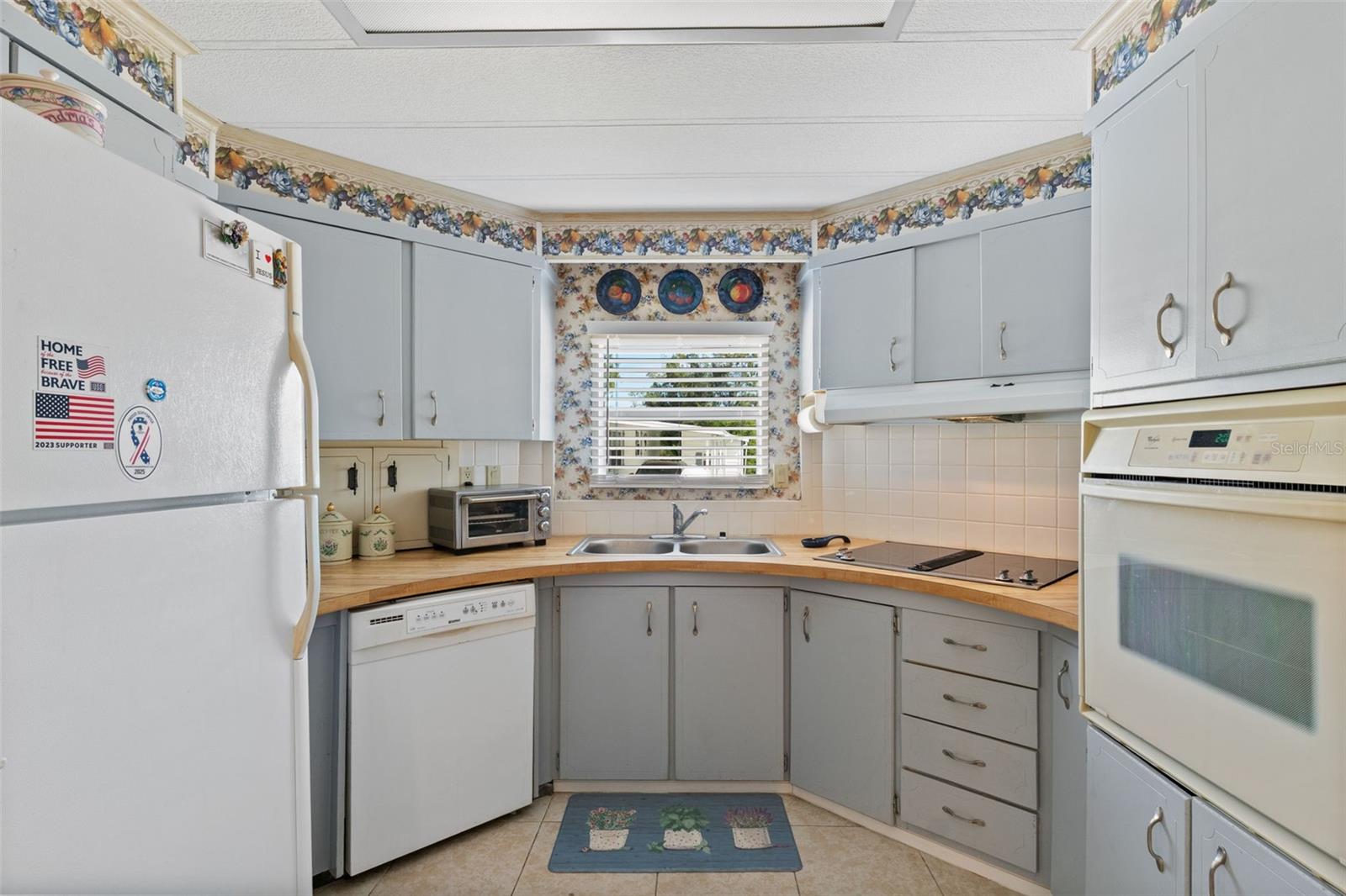 LAZY RIVER MHP - Residential