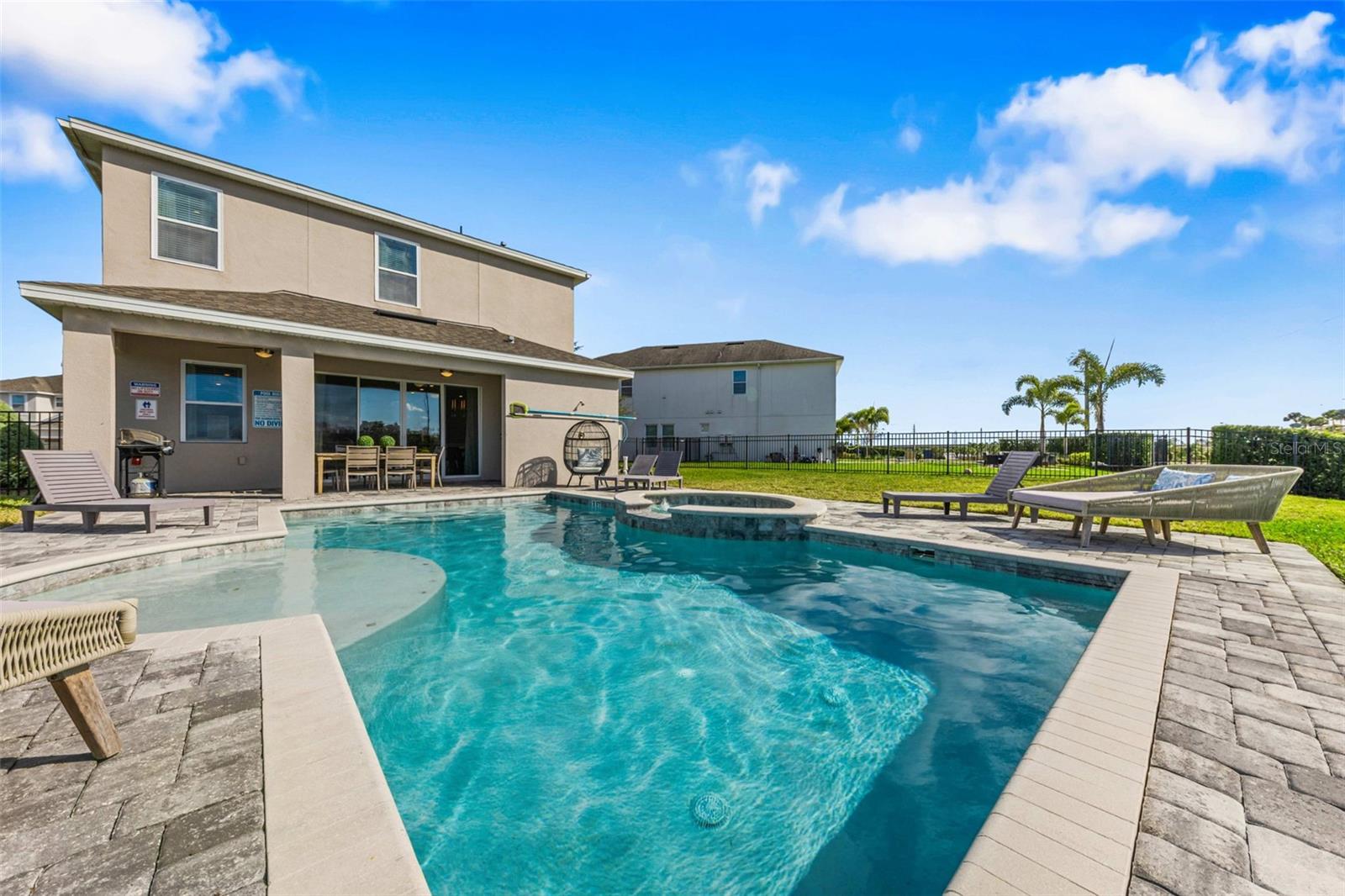 REUNION WEST PH 4 - Residential Lease