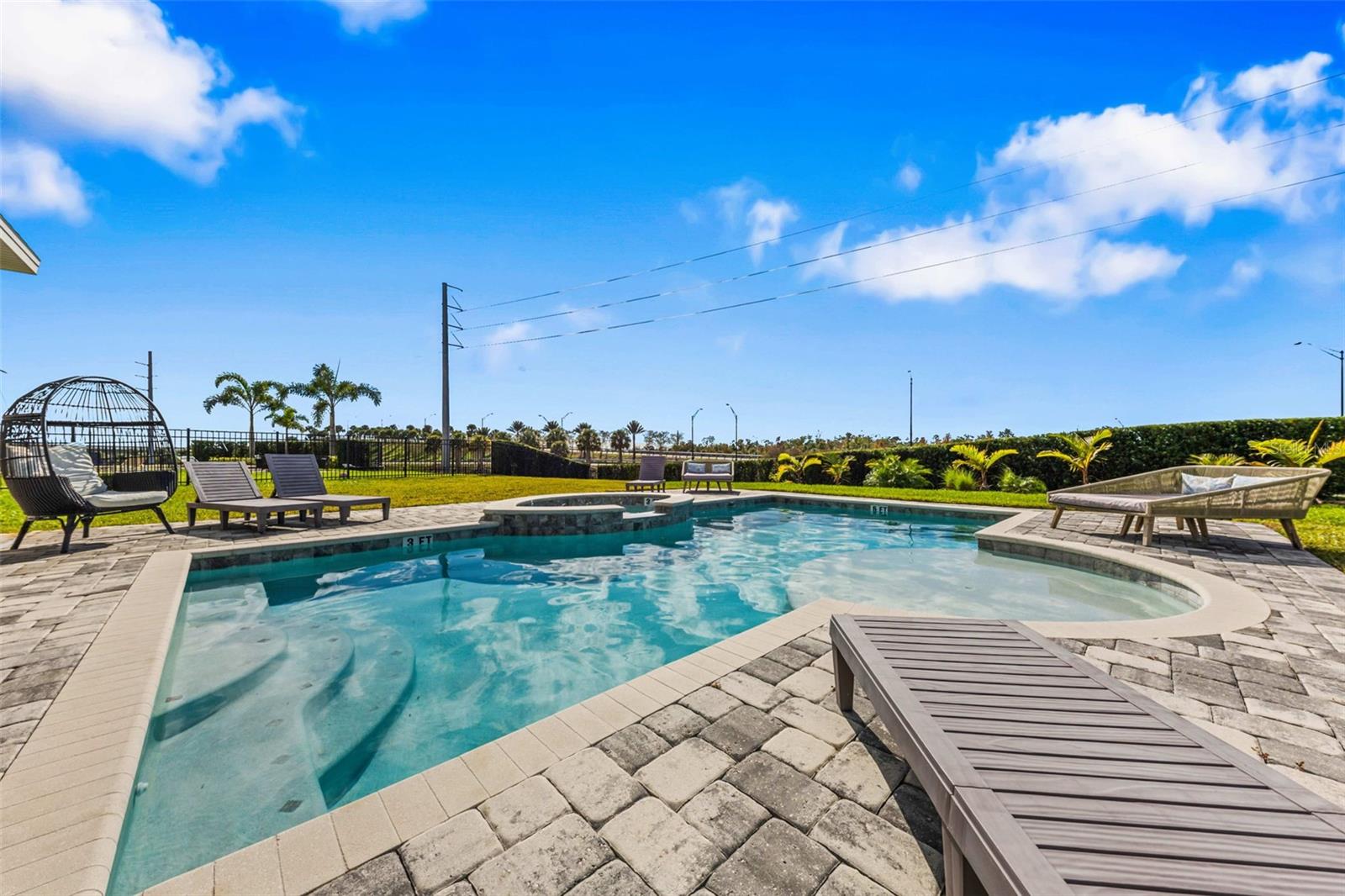 REUNION WEST PH 4 - Residential Lease