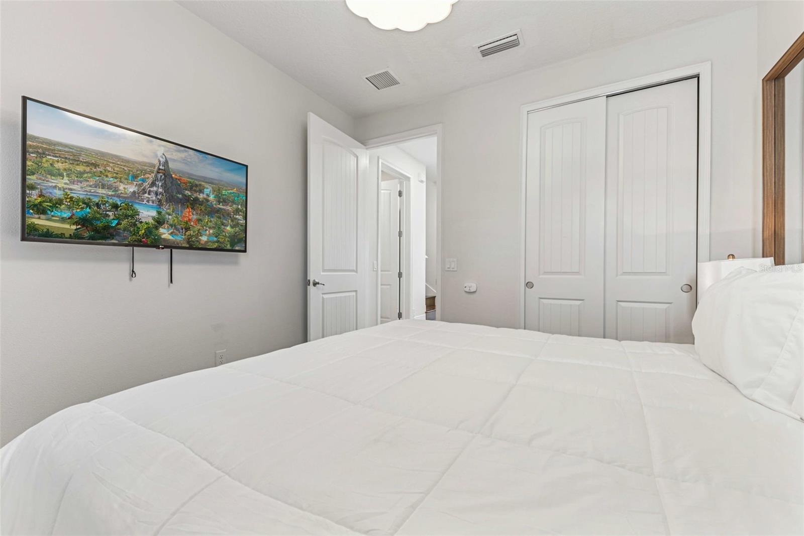 REUNION WEST PH 4 - Residential Lease